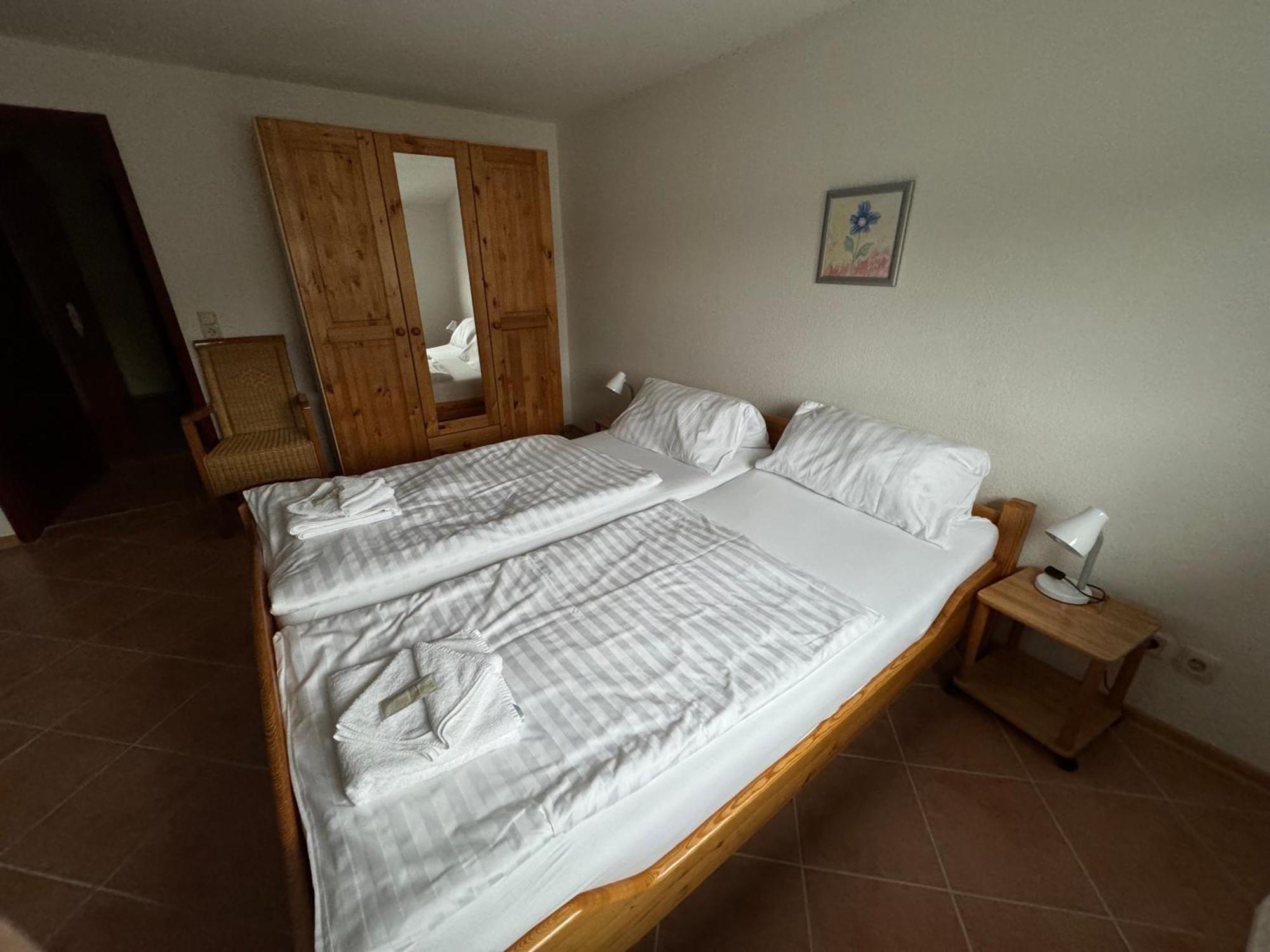 Hotel Panorama Wees Luaran gambar